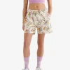 Floral Mesh Practice Short 5.5 Inch