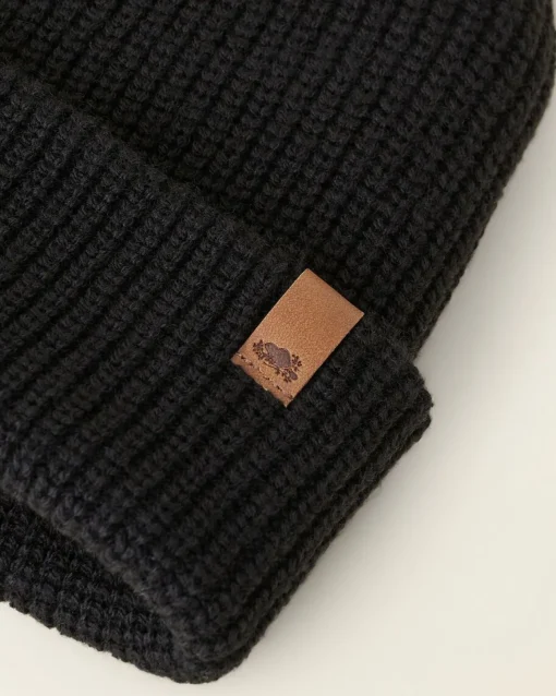 Hamilton Toque