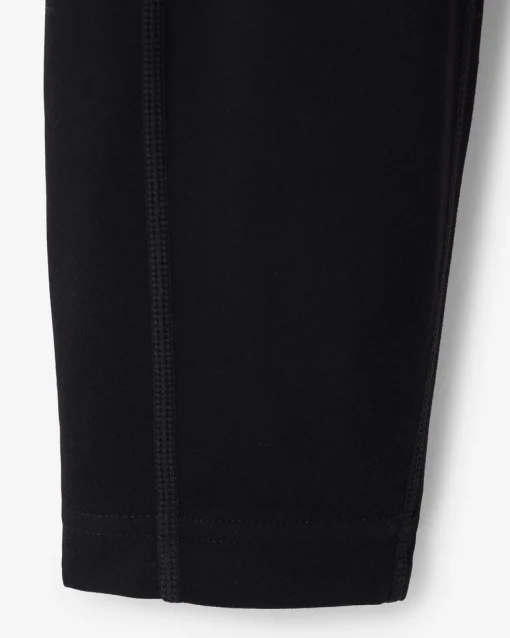 Restore Capri Pocket Legging