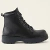 Tuff Boot