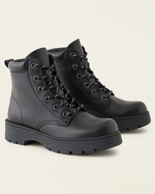 Tuff Boot