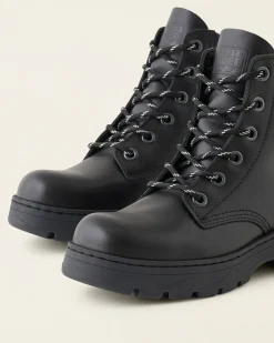 Tuff Boot