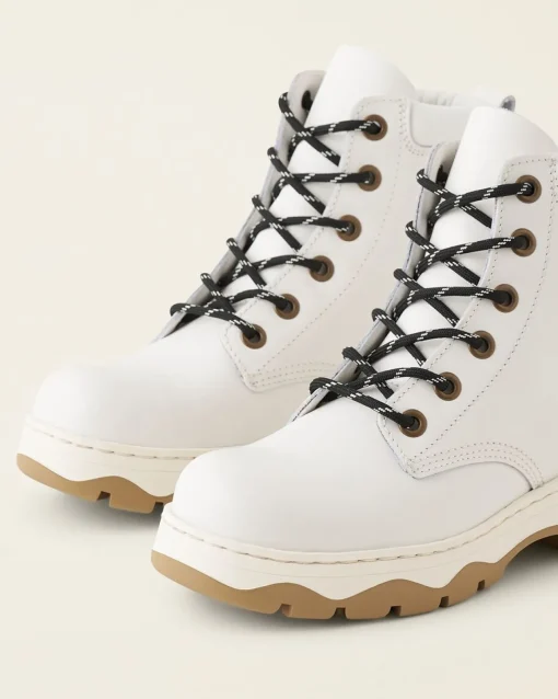 Tuff Boot