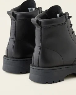 Tuff Boot